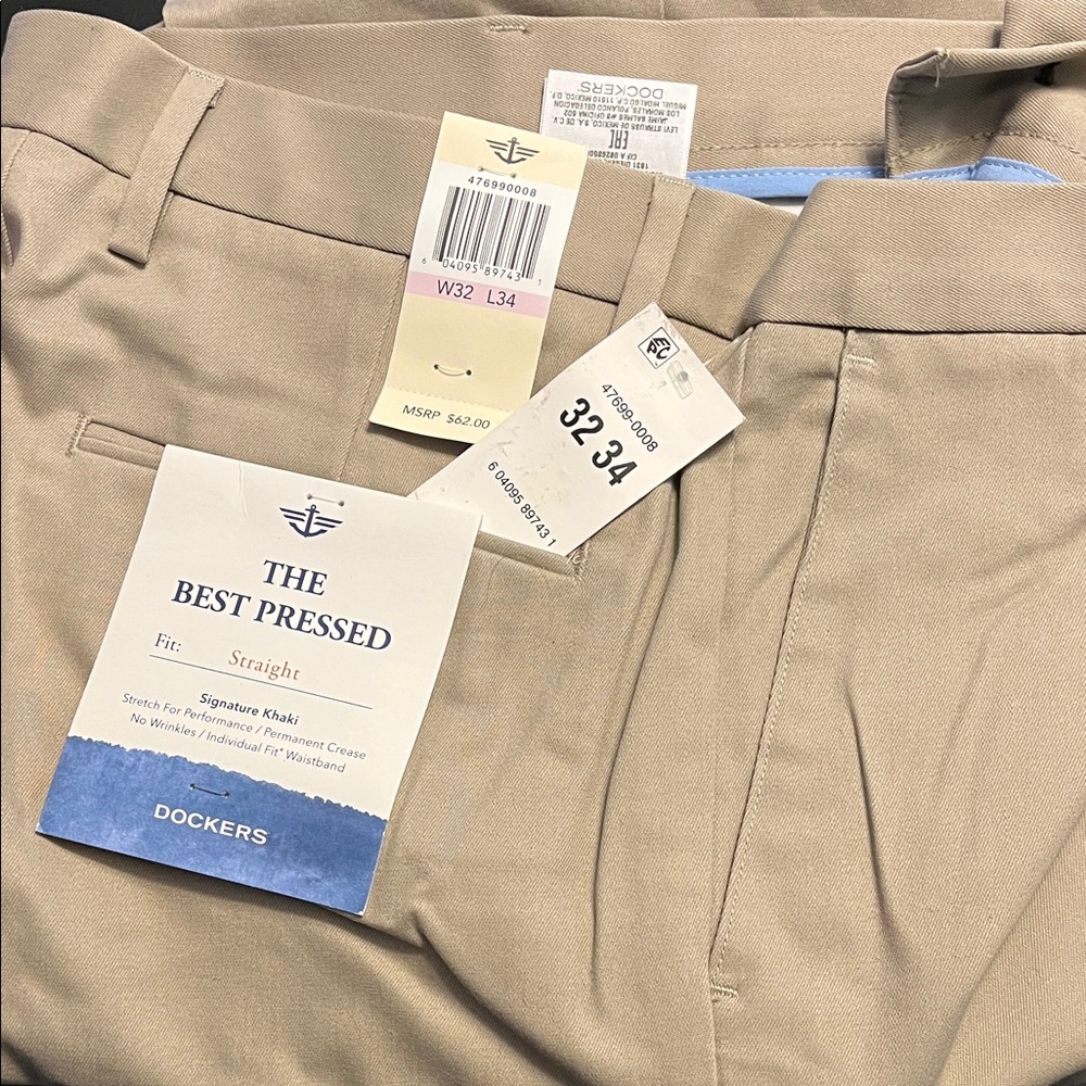 NWT Dockers Men's Tan Chinos 32x34